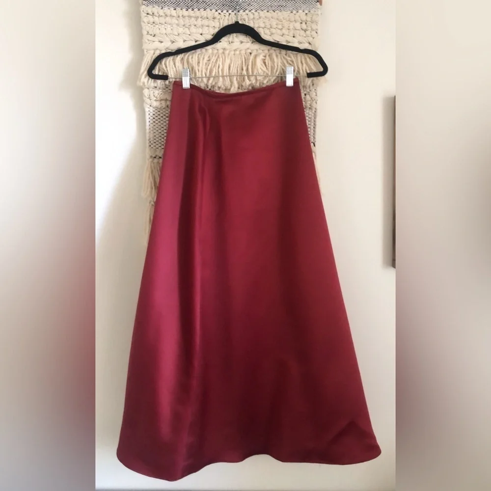 NWT Amsale Duenna Satin Long Formal Maxi Skirt in Dark Red Size 4